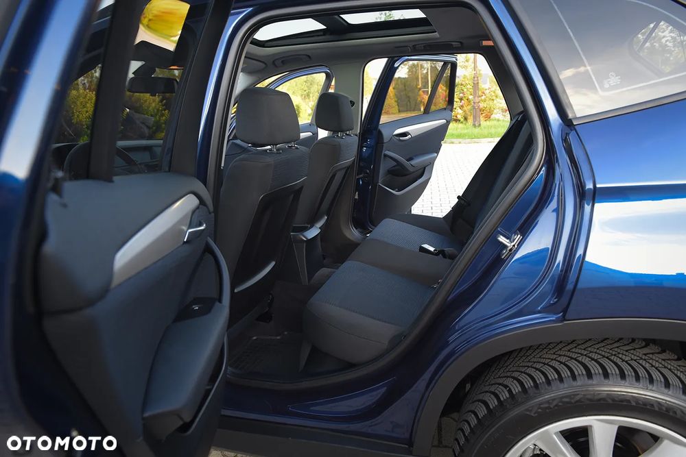 BMW X1 sDrive18i - 29