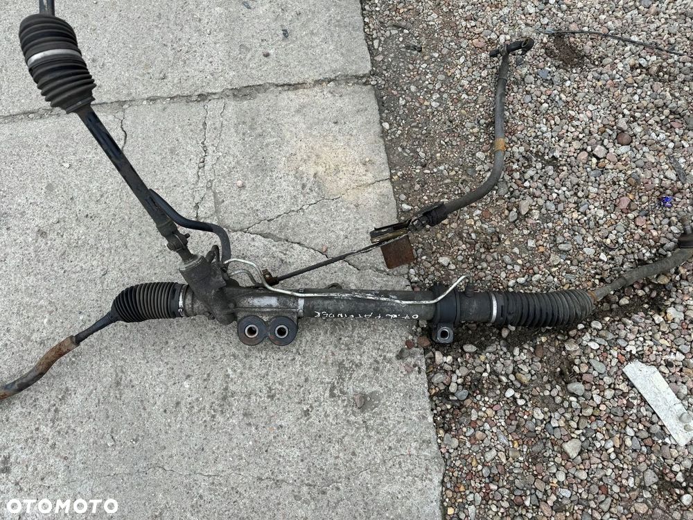 NISSAN PATHFINDER 4,0 V6 przekładnia kierownicza maglownica - 1