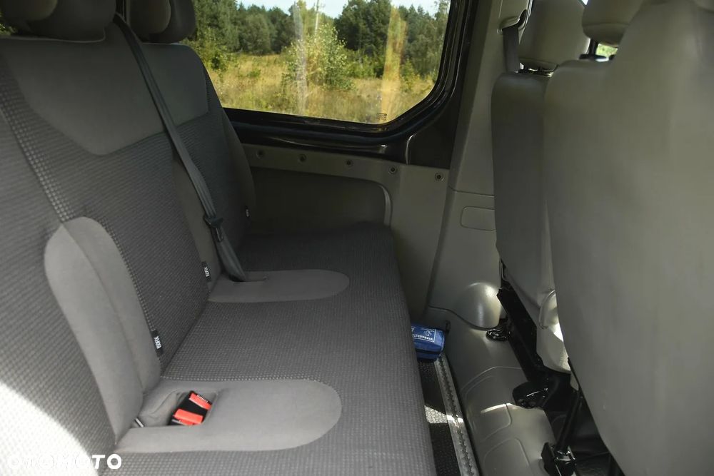 Opel Vivaro - 21