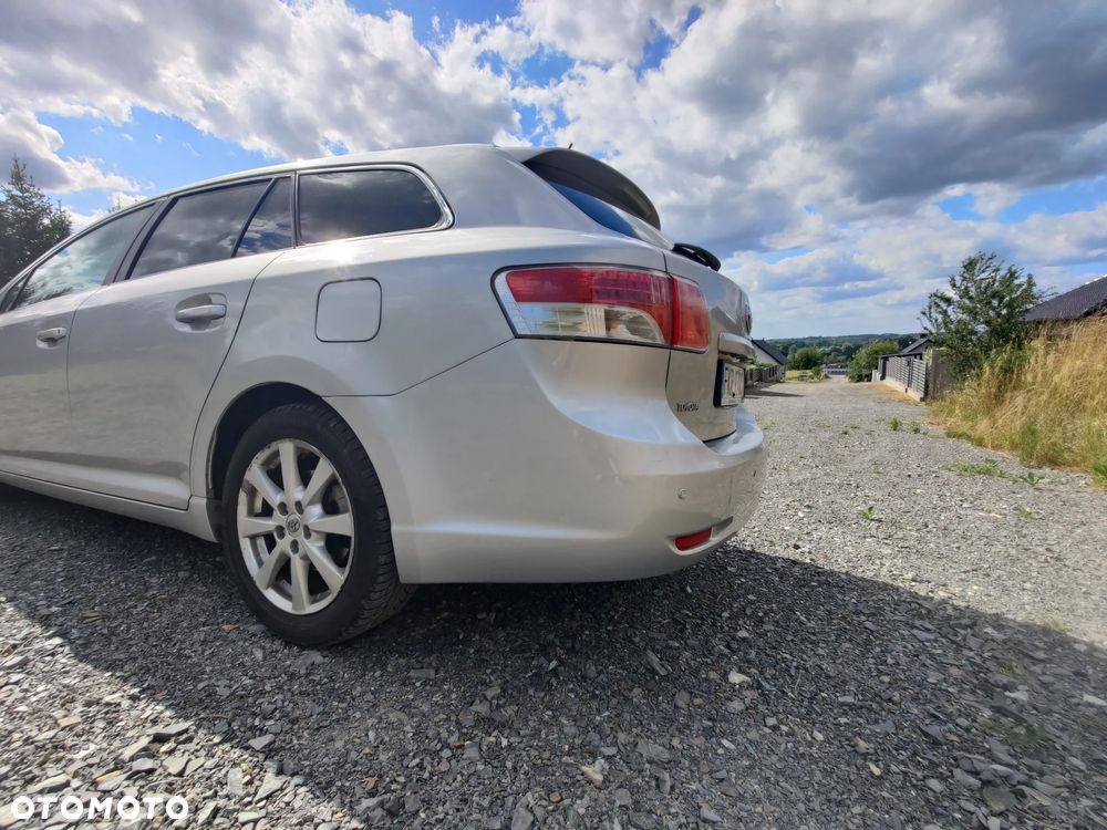 Toyota Avensis 2.0 D-4D Sol plus - 8