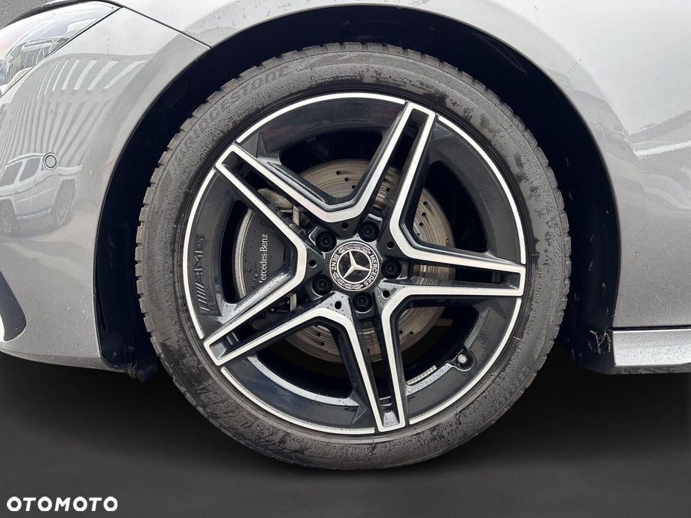 Mercedes-Benz CLA - 10