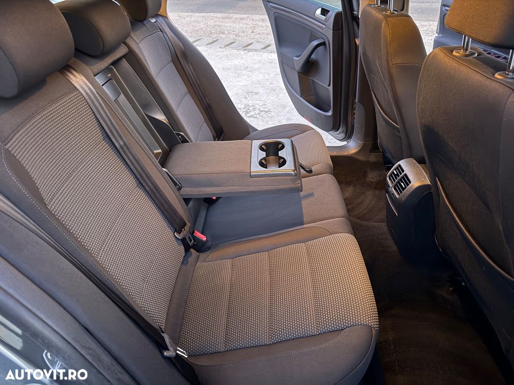 Volkswagen Golf 1.6 TDI BlueMotion Technology Trendline - 19