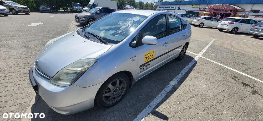 Toyota Prius 1.5 VVT-i Sol - 2