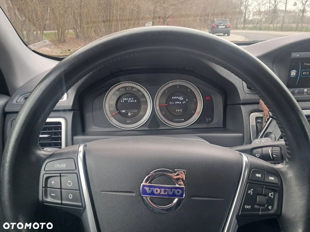 Volvo V70 D4 Edition - 20