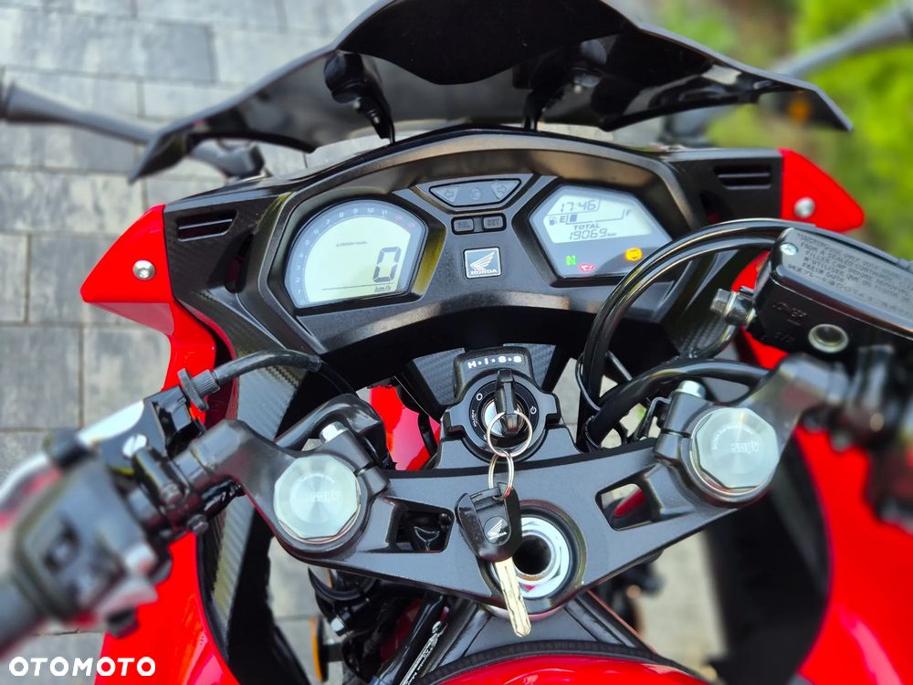 Honda CBR - 29