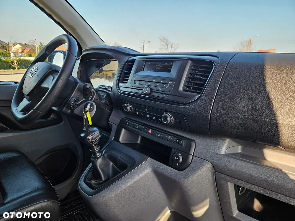 Toyota Proace  , Salon Polska, 3 osobowy - 30