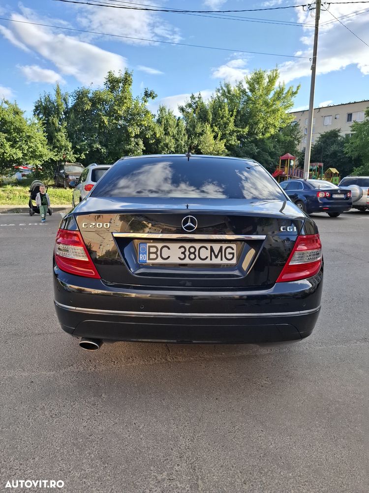 Mercedes-Benz C 200 CGI Automatik BlueEFFICIENCY Avantgarde - 3