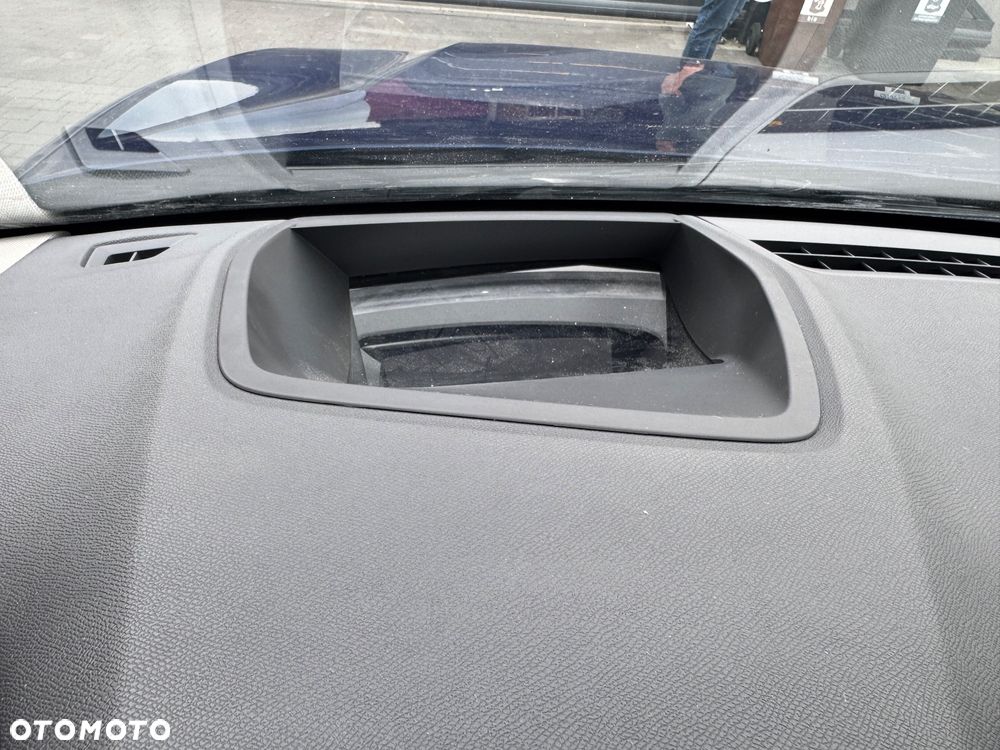 Citroën C5X 1.2 PureTech Shine EAT8 - 27