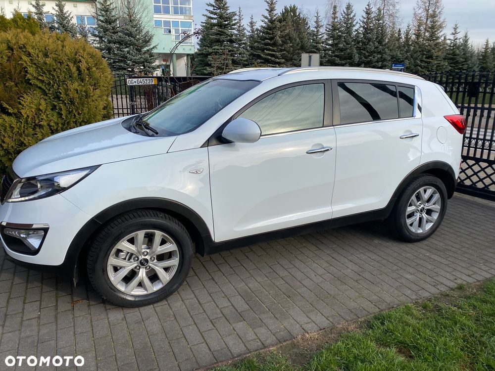 Kia Sportage 1.7 CRDI 2WD Dream-Team Edition - 8