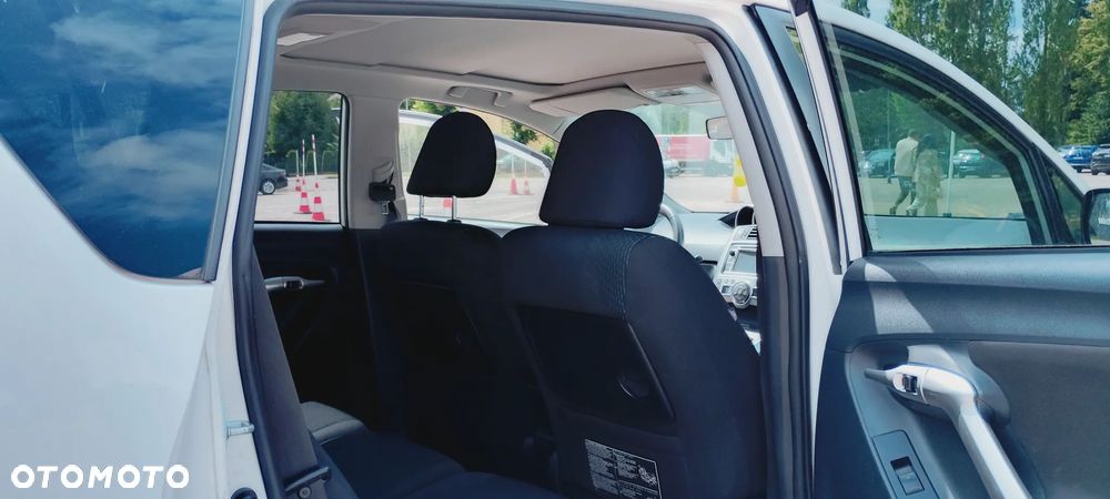 Toyota Verso 2.0 D-4D Sol - 18