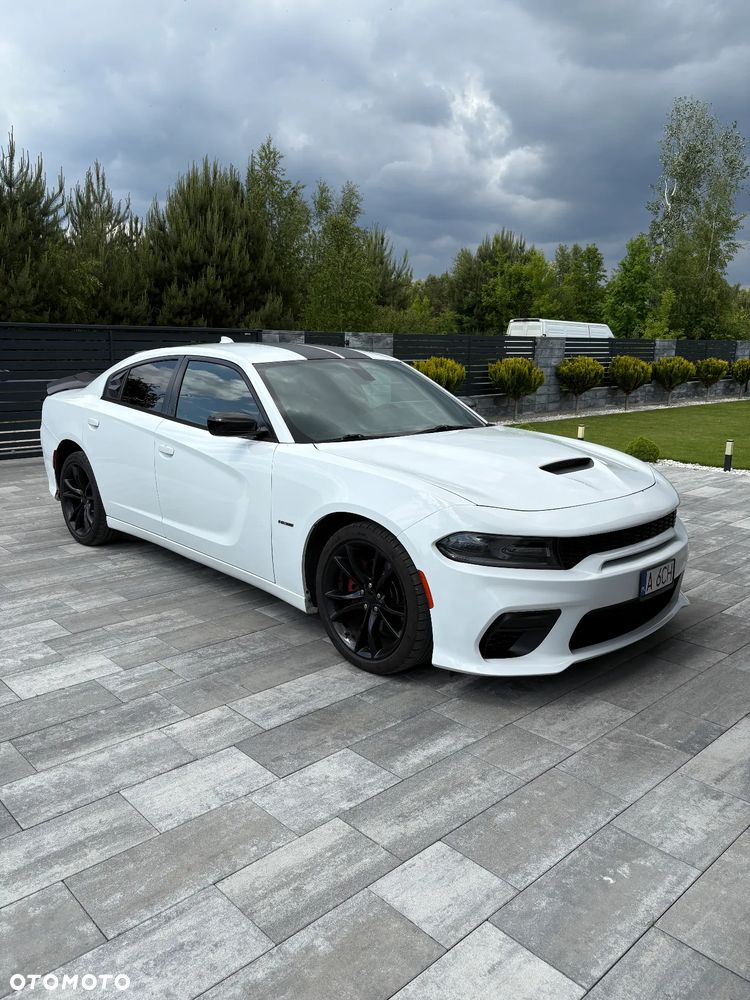 Dodge Charger 5.7 R/T - 12