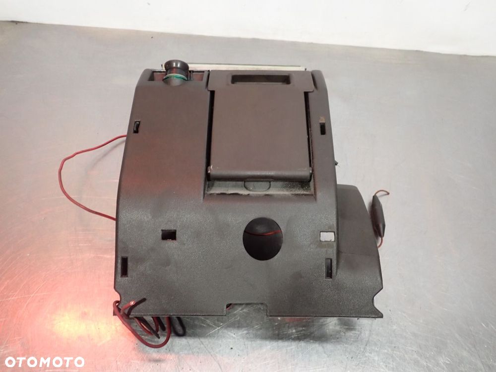PANEL STEROWANIA NAWIEWU AUDI 80 B2 - 6