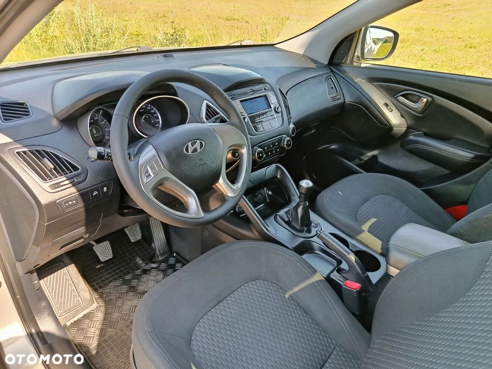 Hyundai ix35 2.0 4WD Premium - 11