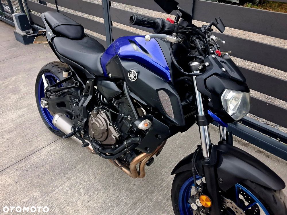 Yamaha MT - 6