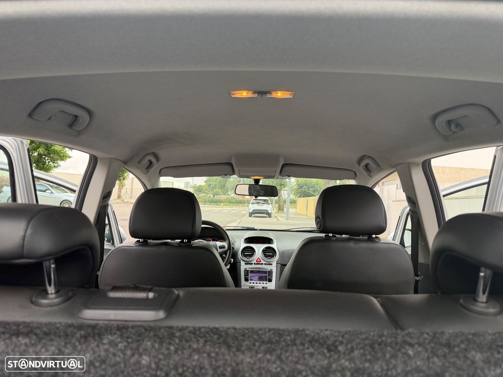 Opel Corsa 1.3 CDTi Cosmo - 25