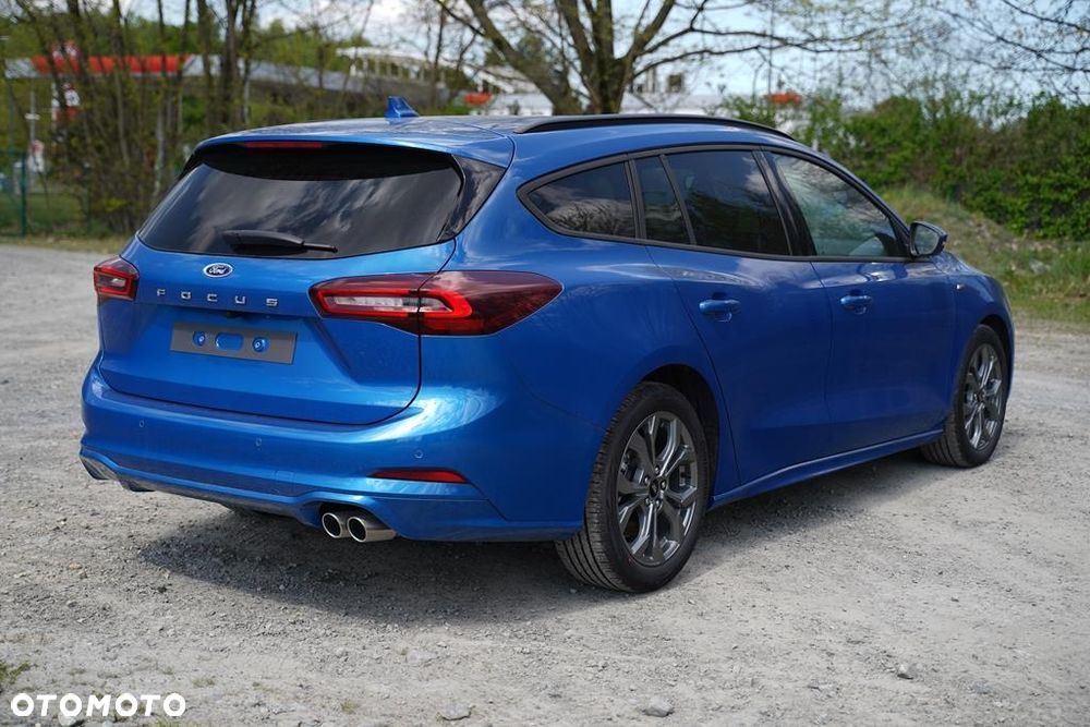 Ford Focus 1.0 EcoBoost mHEV ST-Line X - 4