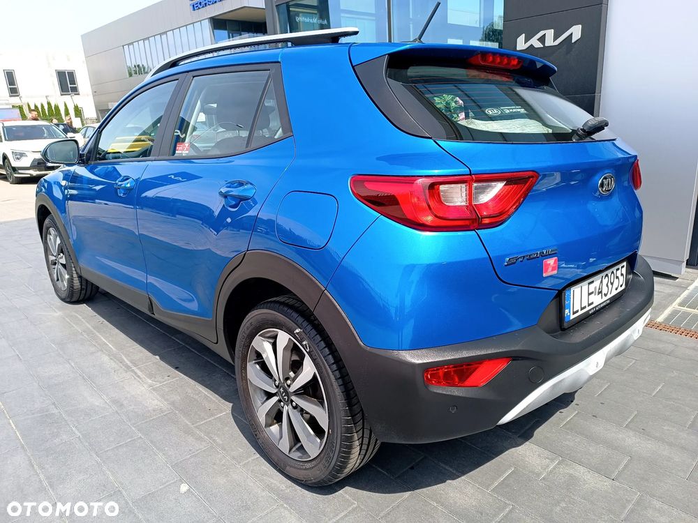 Kia Stonic - 8