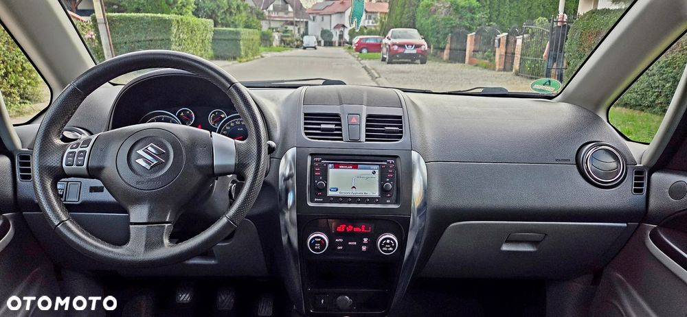 Suzuki SX4 1.6 VVT 4x4 Style - 9