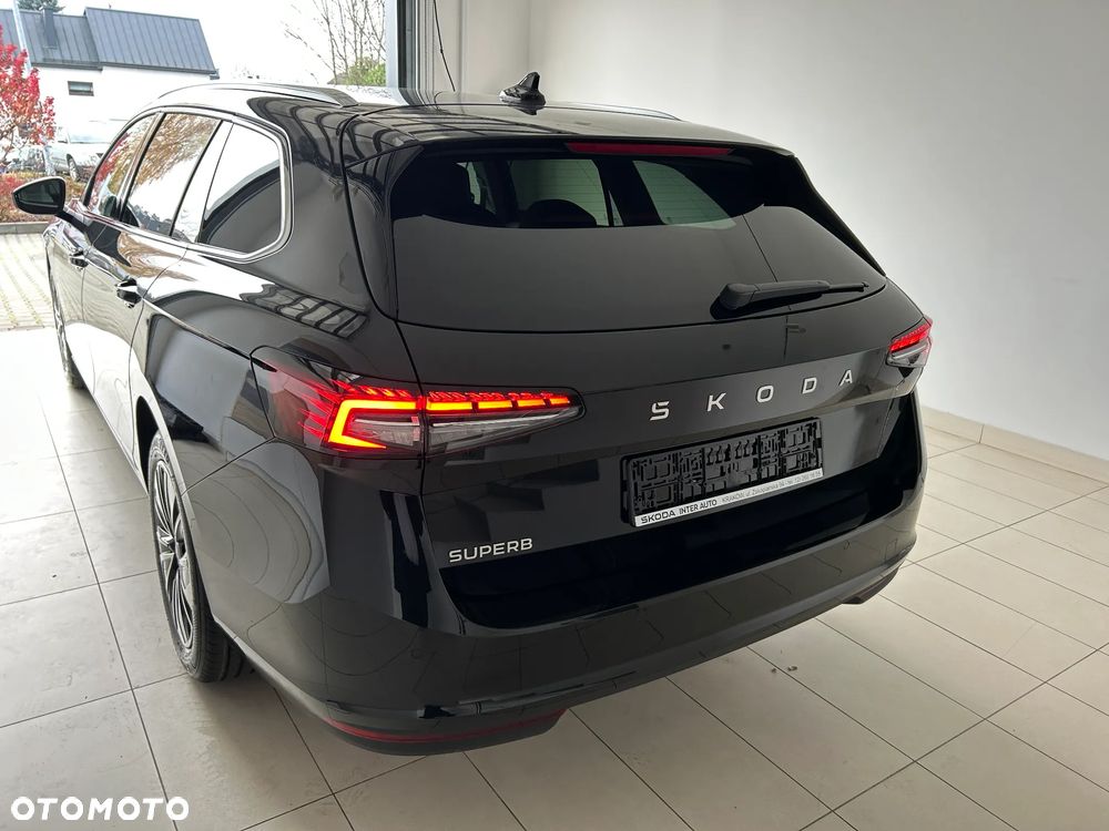 Skoda Superb 2.0 TSI Edition 130 DSG - 18