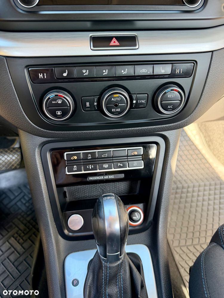 Volkswagen Sharan - 20