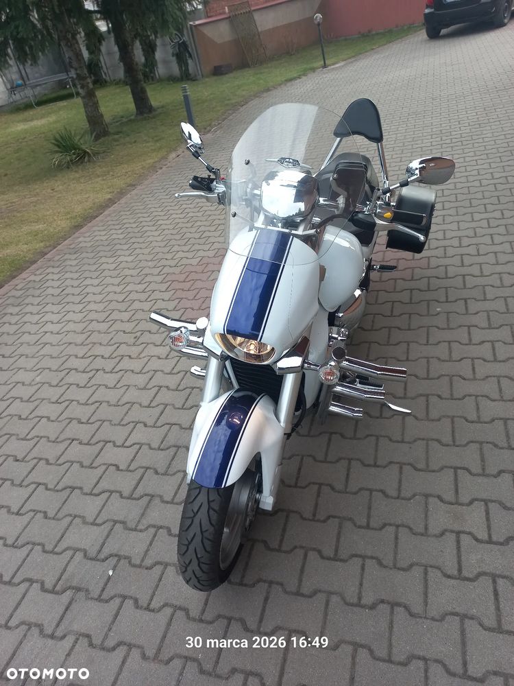 Suzuki Intruder - 4