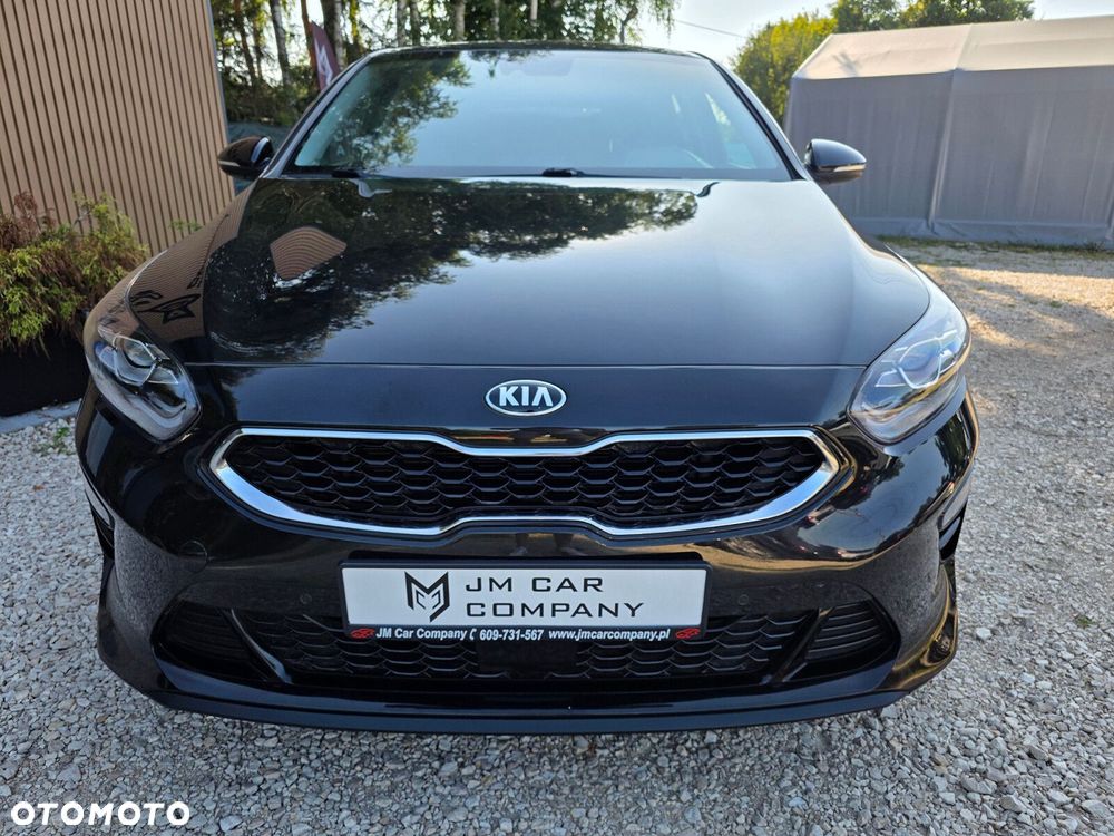 Kia Ceed - 8