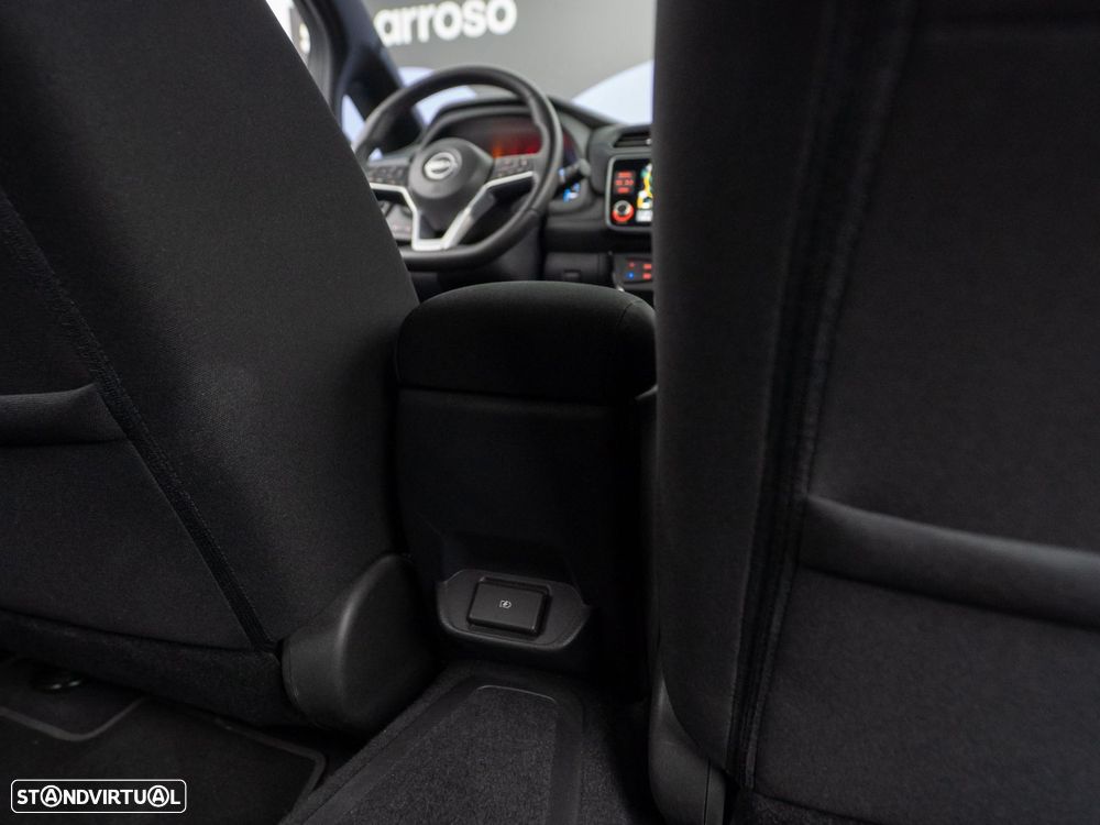 Nissan Leaf N-Connecta - 35