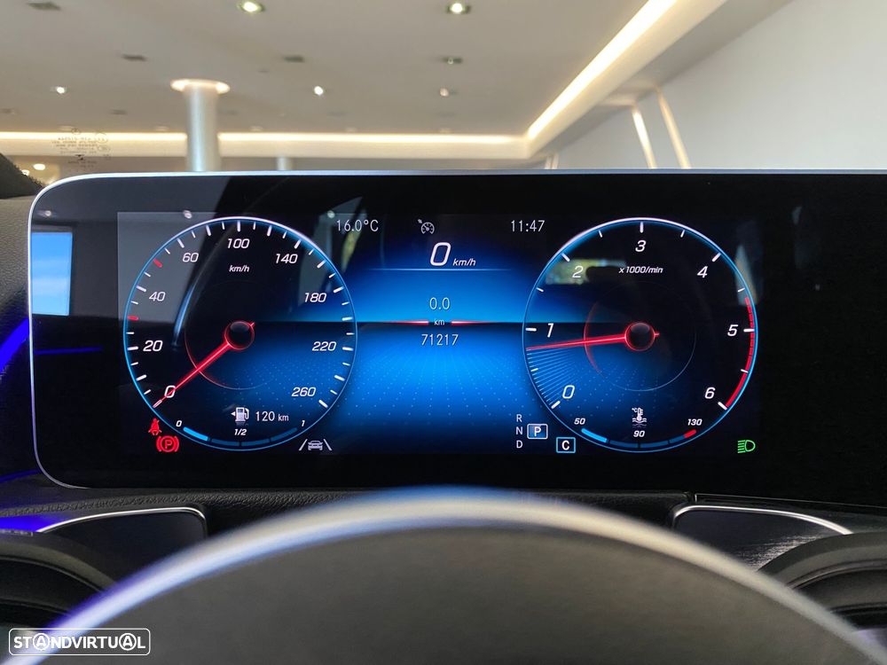 Mercedes-Benz GLB 200 d AMG Line - 19