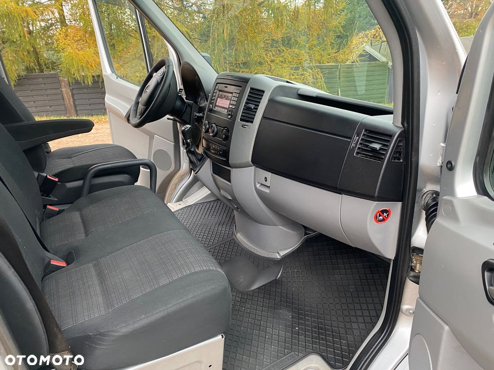 Mercedes-Benz Sprinter 319 - 9