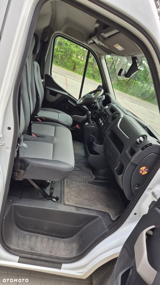 Renault Master - 25