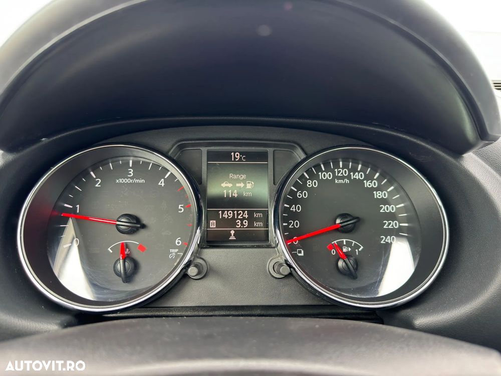 Nissan Qashqai - 11