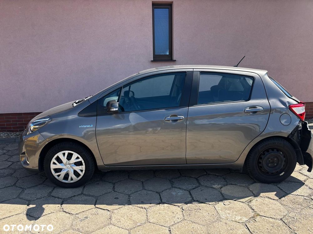 Toyota Yaris - 1