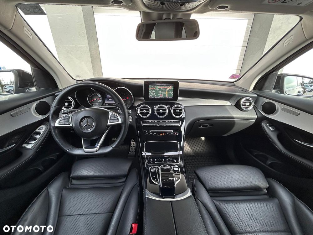 Mercedes-Benz GLC 220 d 4Matic 9G-TRONIC AMG Line - 22
