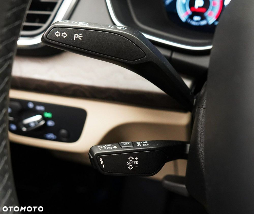 Audi Q5 Sportback - 32