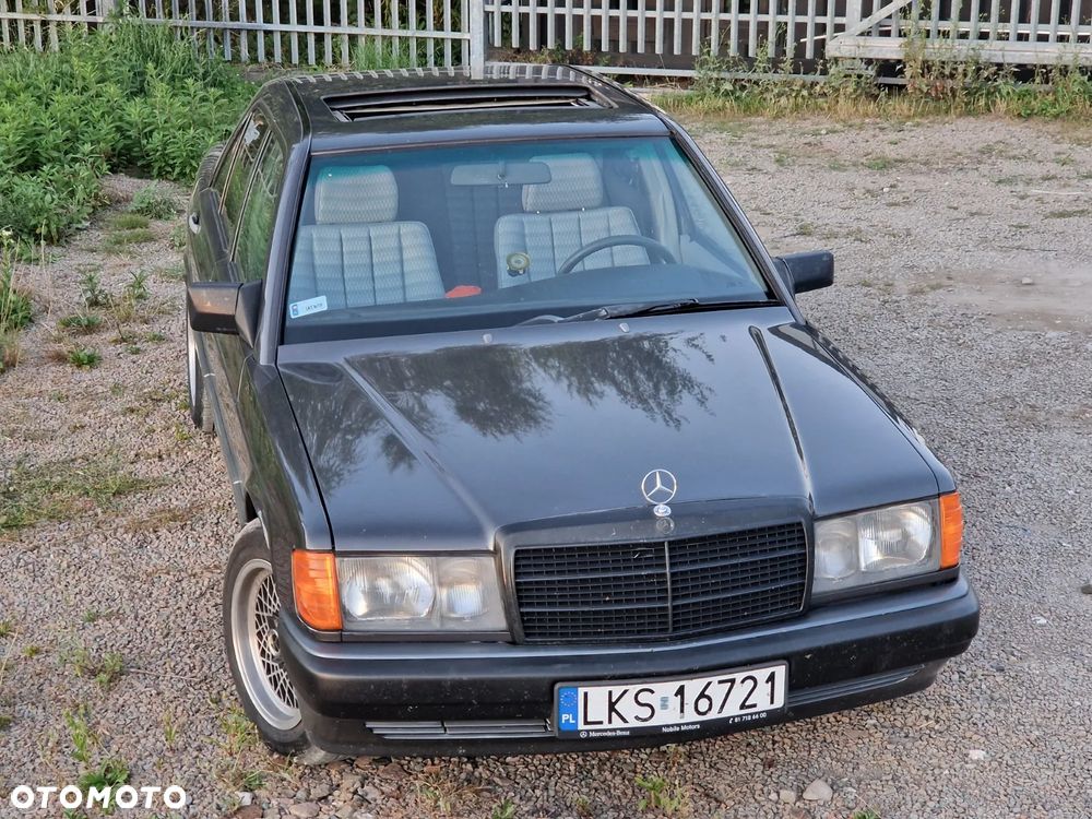 Mercedes-Benz W201 (190) - 8