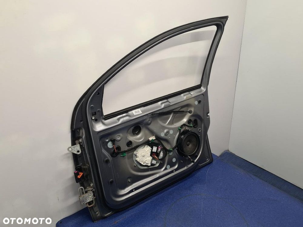 VOLKSWAGEN GOLF V DRZWI PRZÓD PRAWE  LA7T - 10