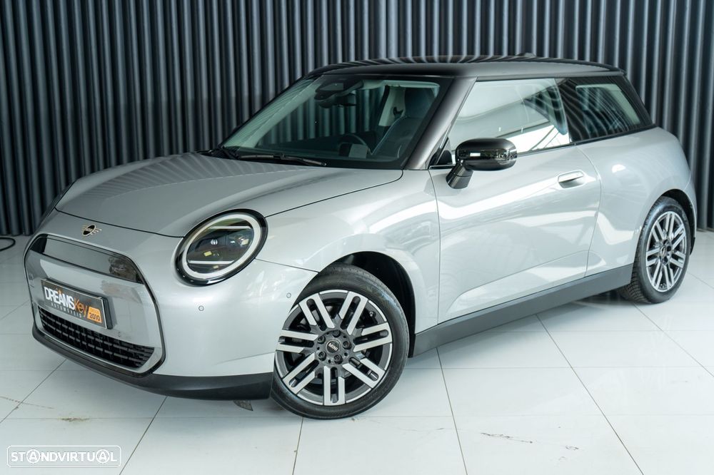 MINI 3 Portas Cooper SE Premium Classic