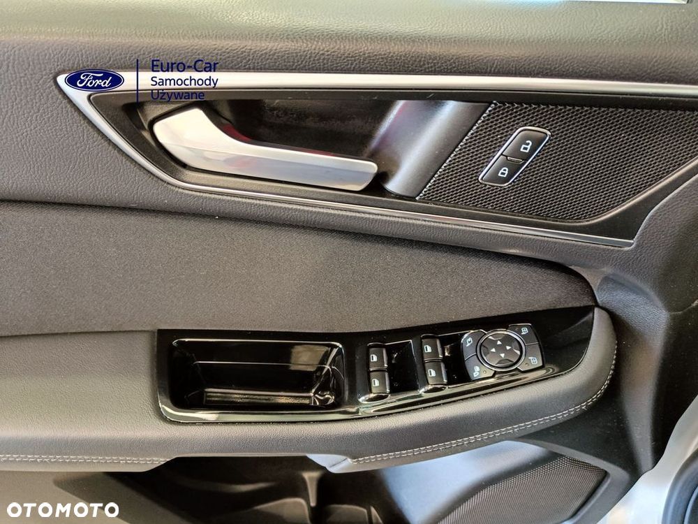 Ford Galaxy 2.5 Duratec FHEV TITANIUM - 17