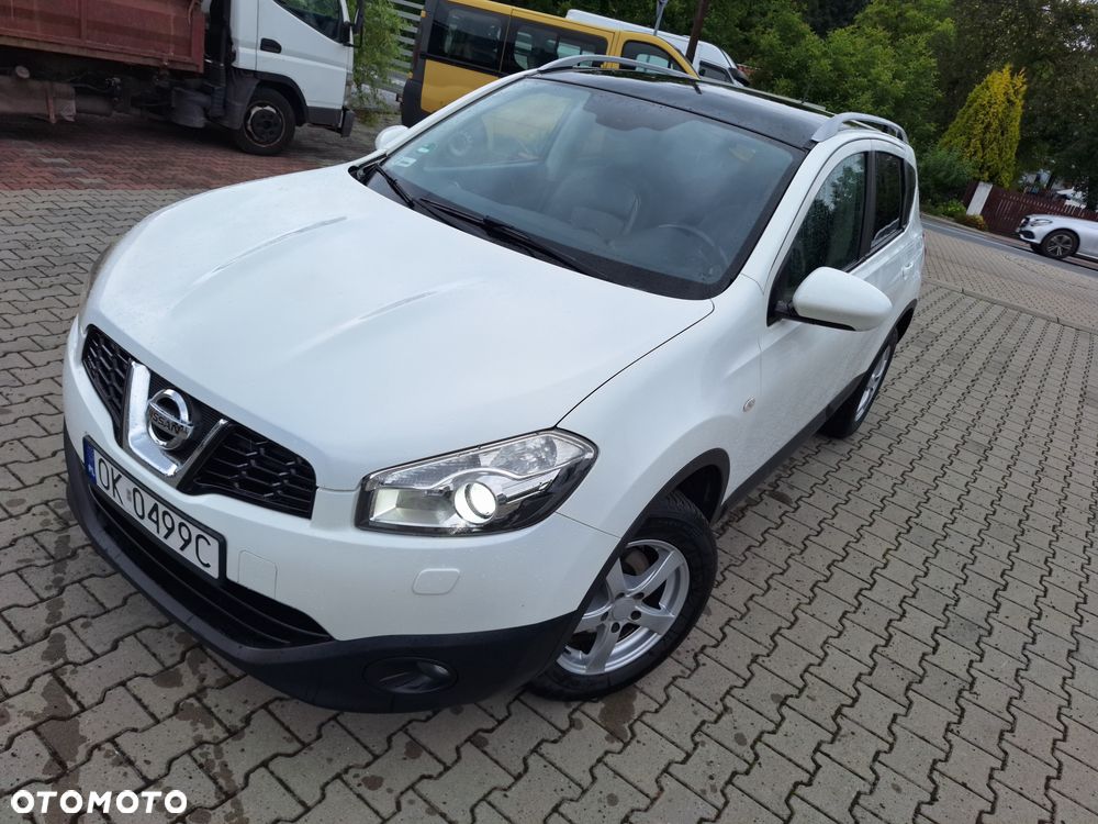 Nissan Qashqai - 1