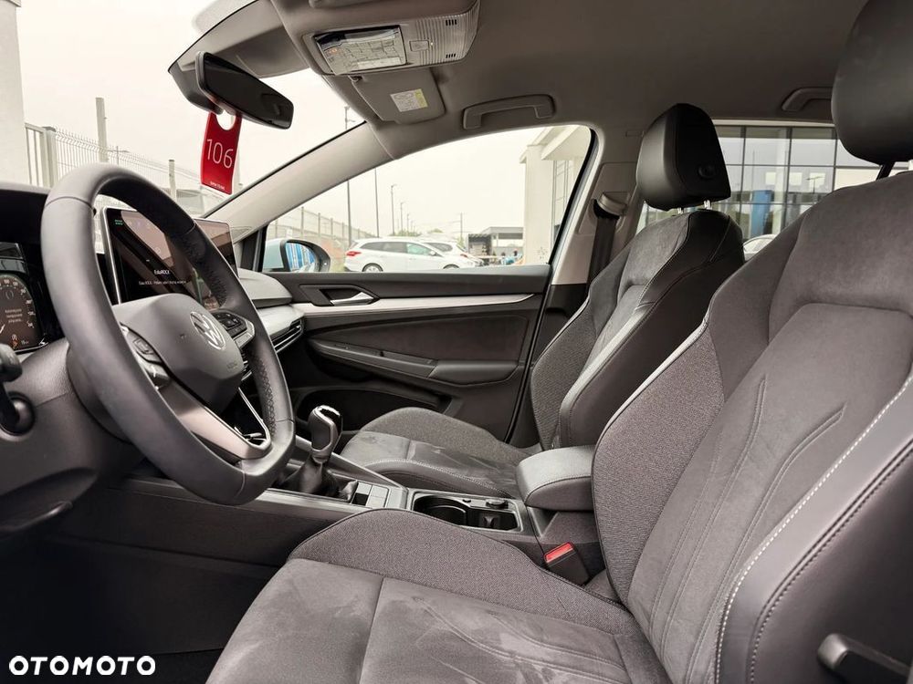 Volkswagen Golf 1.5 TSI Special Edition - 20