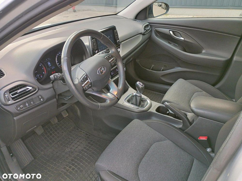 Hyundai i30 1.0 T-GDI Smart - 10