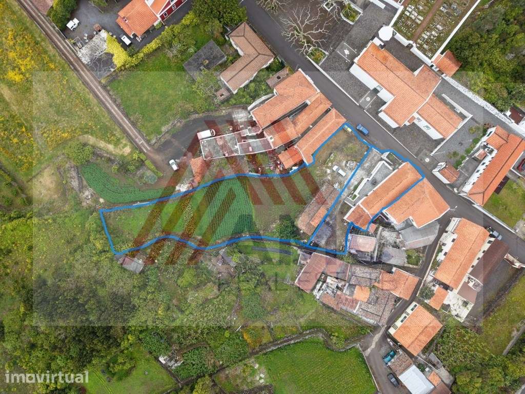 VENDE-SE MORADIA + TERRENO COM ATAFONA NA CRIAÇÃO VELHA, MADALENA D... - Grande imagem: 2/29