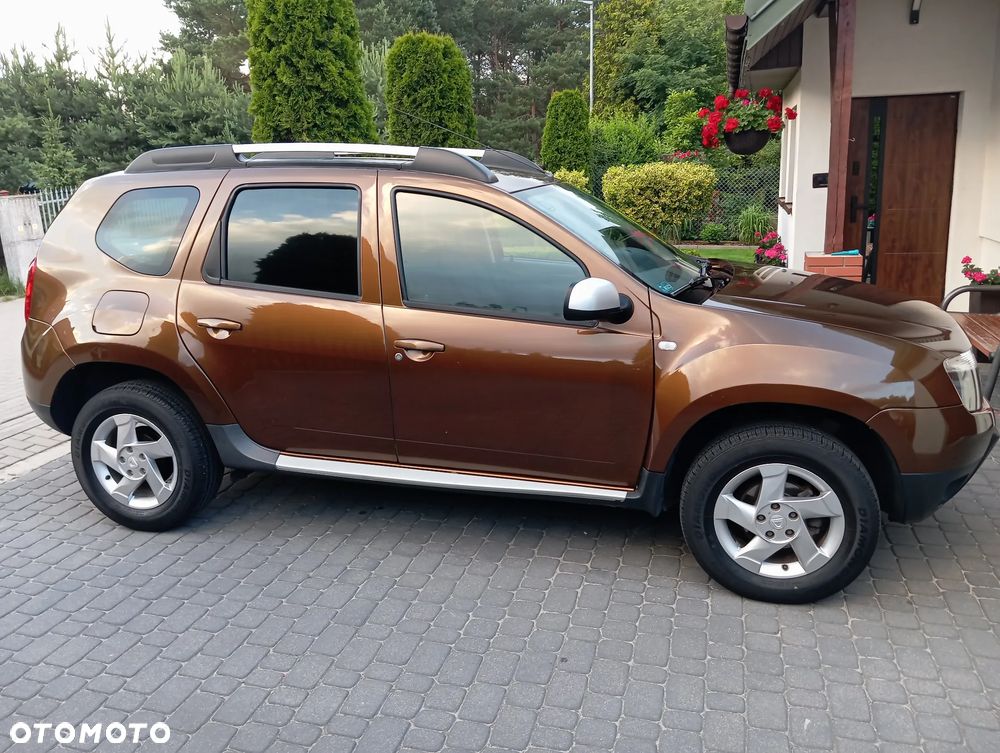 Dacia Duster 1.6 Laureate 4x4 - 21