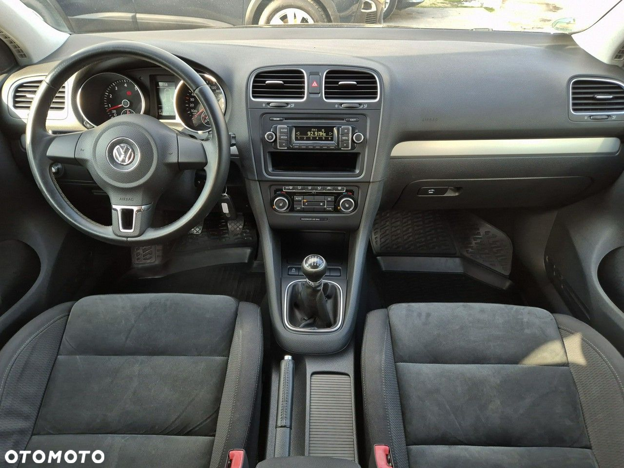 Volkswagen Golf 1.4 TSI Highline - 24