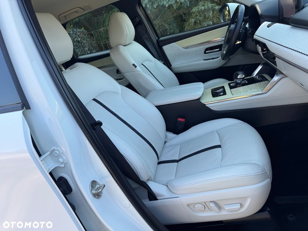 Mazda CX-60 AWD PHEV TAKUMI - 25