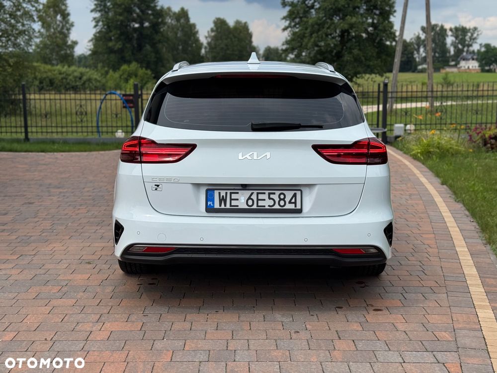 Kia Ceed 1.5 T-GDI M - 6