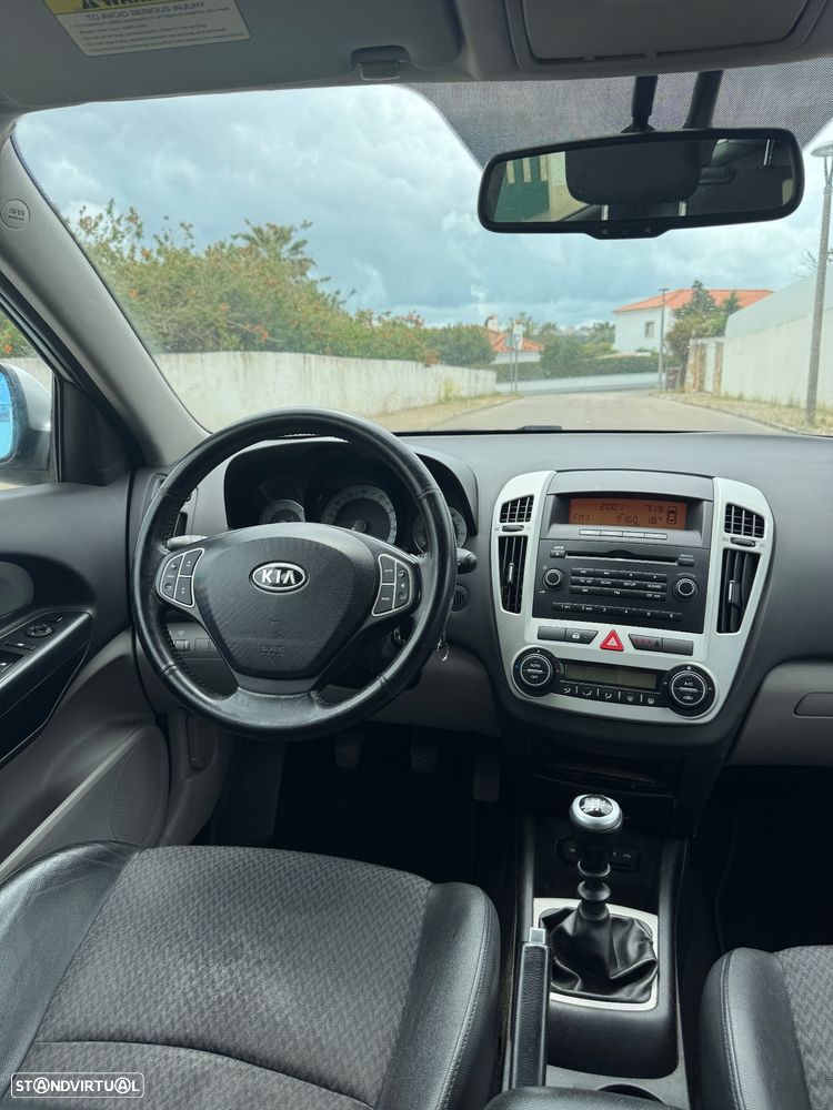 Kia Ceed SW 1.6 CRDi LX - 7