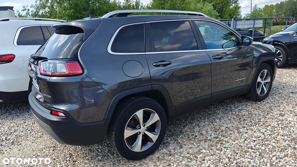 Jeep Cherokee - 7