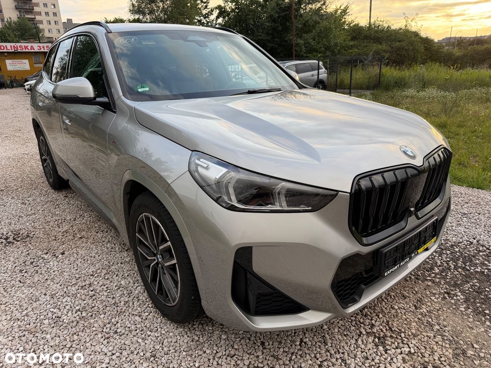 BMW X1 sDrive18i M Sportpaket - 4