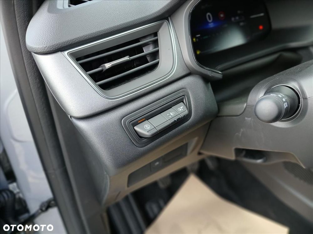 Renault Captur 1.0 TCe Techno - 12